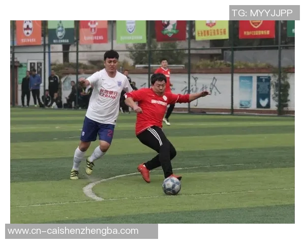 江苏足球队奋勇争先力争佳绩展现团队精神与拼搏风采